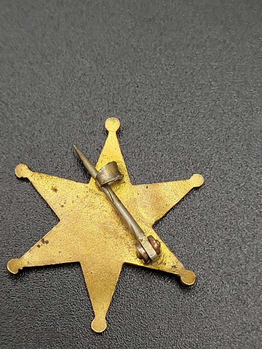 Antique Victorian Gold Tone Star Brooch Enamel Accents Six Point Ball Tips c1880 - Picture 4 of 8